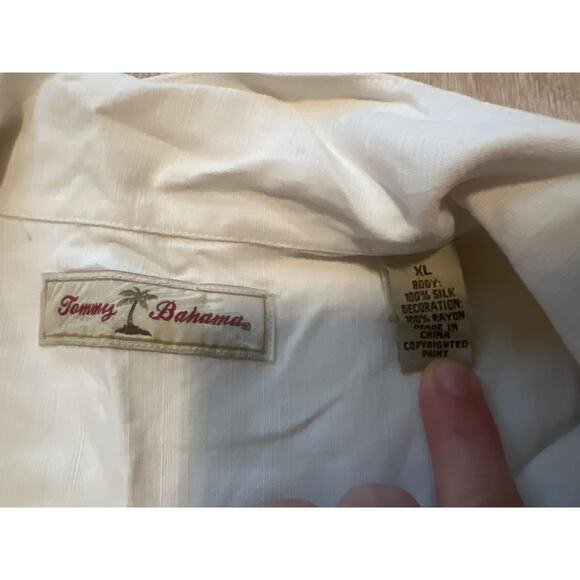 Tommy Bahama Shirt High Class Hotel 100% Silk Rayon Camp Shirt Men's XL Cream - Picture 5 of 7